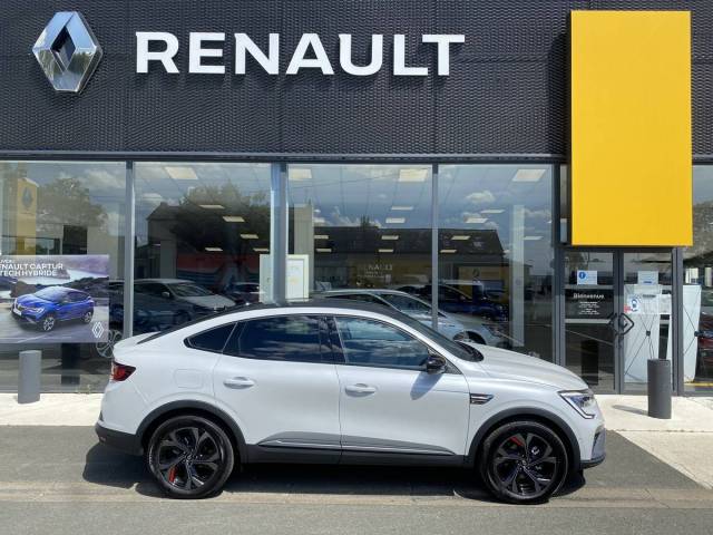 RENAULT ARKANA E-TECH HYBRID 145 CV R.S LINE